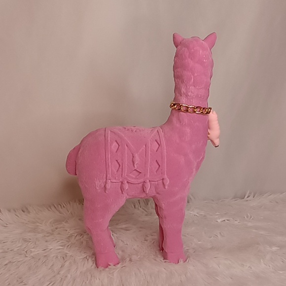 PINK LLAMA w/handmade necklace 🦙 - Picture 5 of 14